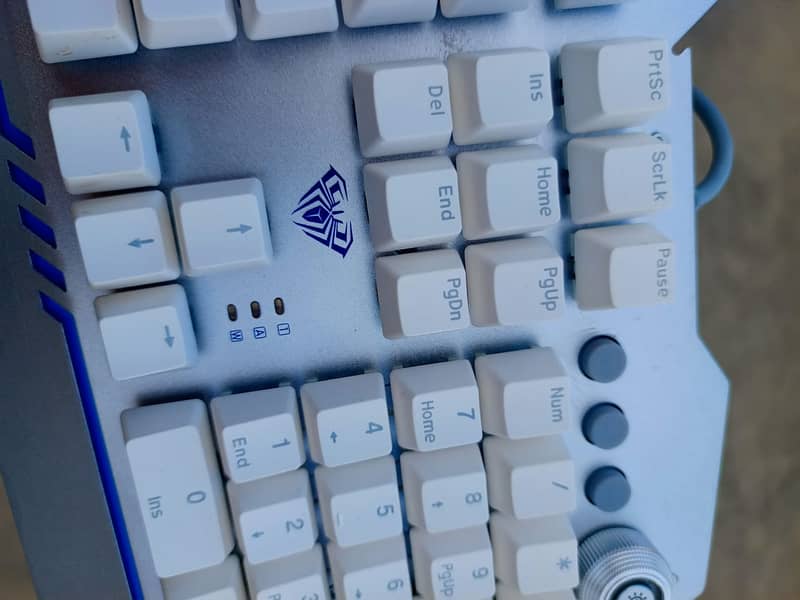 Aula  Mechanical Keyboard ( White ) 8