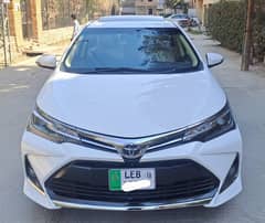 Toyota Altis Grande 2017 full option top of line