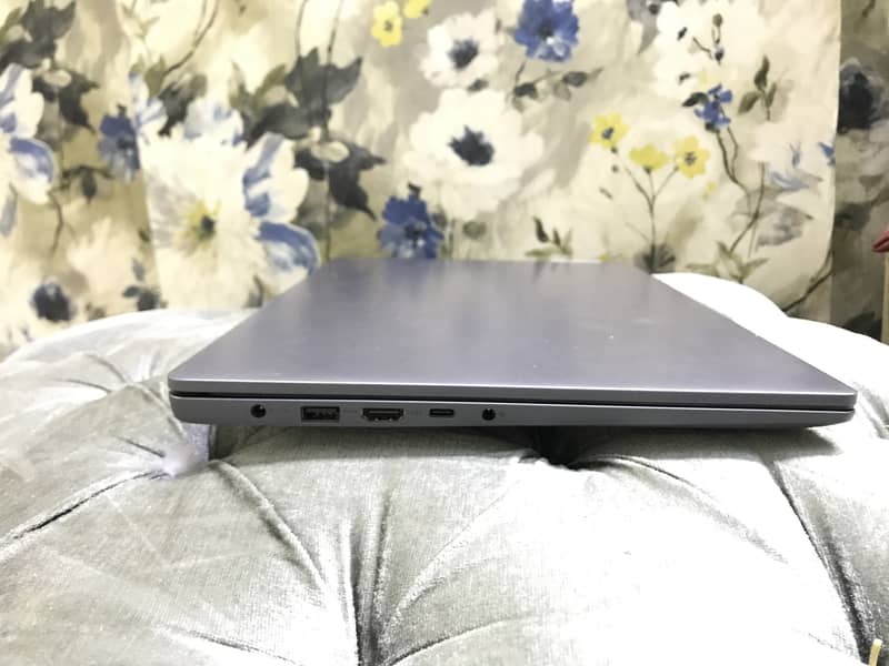 Lenovo ideapad slim 3 1