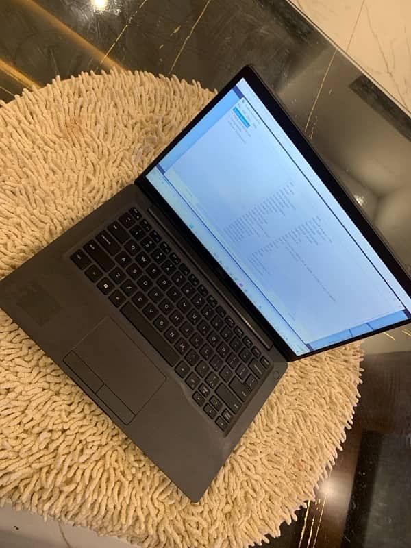 DELL LATITUDE 7400 i7 8th 2