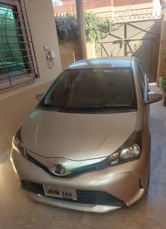 Toyota Vitz 2015