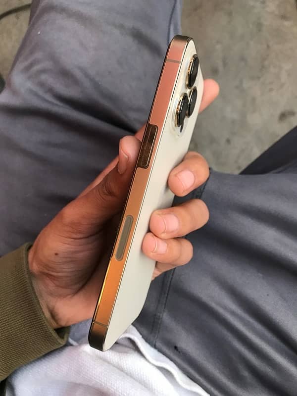 iPhone 13 Pro NON PTA 1