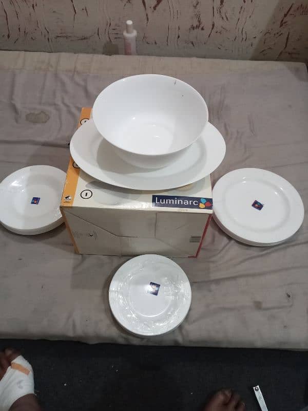 i have imported dinner set and cutlery etc 7