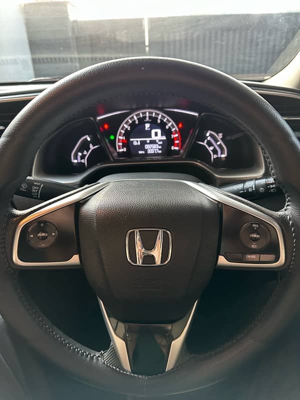 Honda Civic Oriel 2016 17