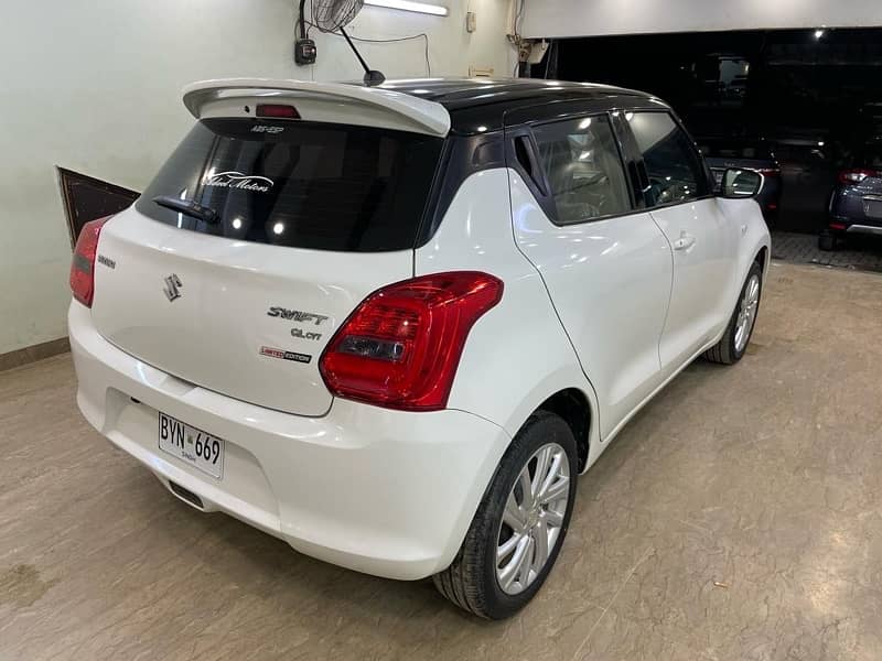 Suzuki Swift 12