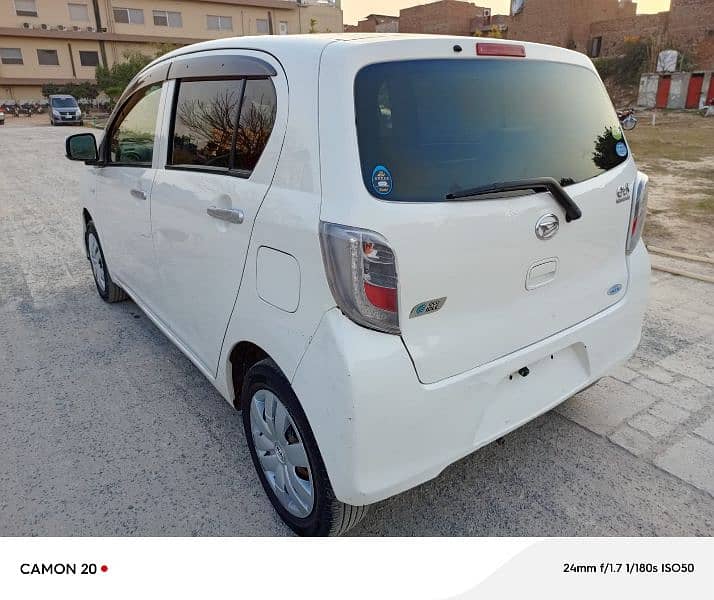 Daihatsu Mira X Special 4