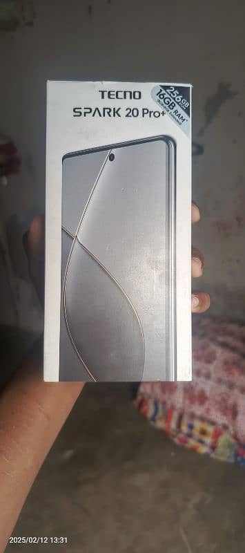 tecno spark 20 pro plus 6