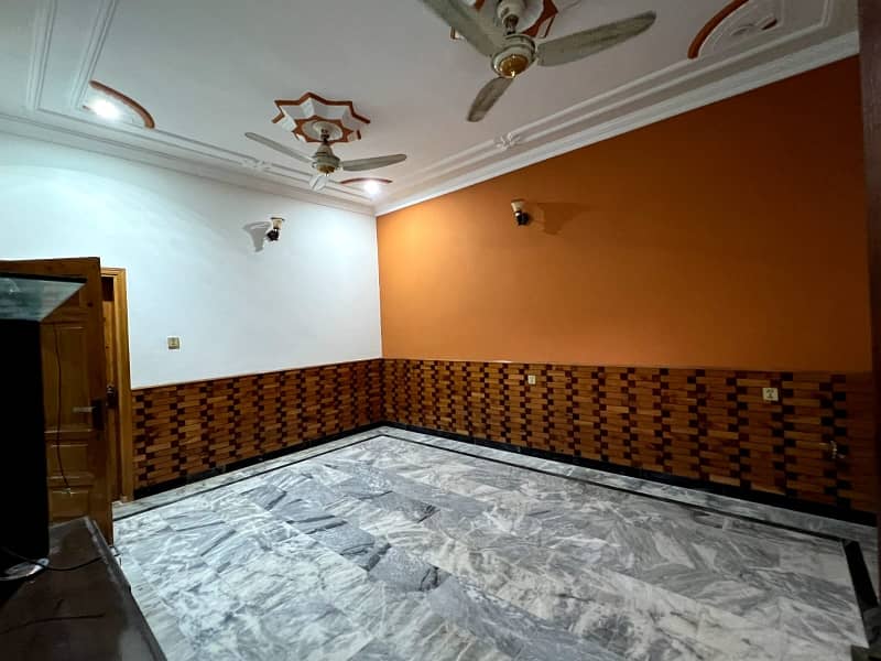 Prime Location Lower Portion For rent Situated In Warsak Road 7