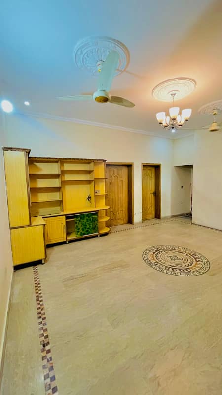 Elegant 6.5 Marla Lower Portion for Rent in Pak Arab Housing Society, Block E 1