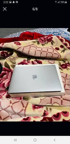 MacBook Pro 2017 16GB/256GB Condition 10/9.6 just lcd issue