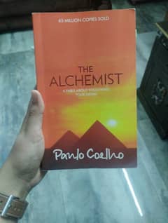 The alchemist self help book by panlo coelho original