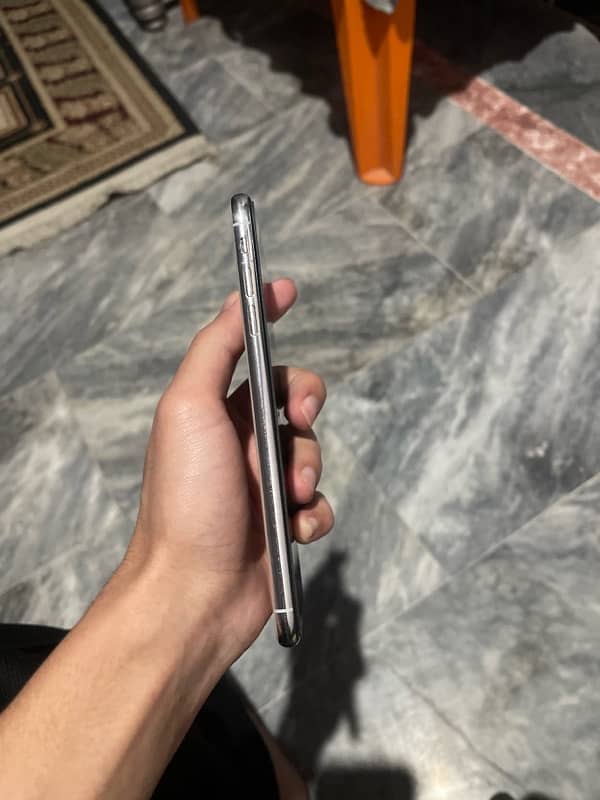 iphone xsmax pta approved excellent condition 3