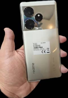 Realme GT6