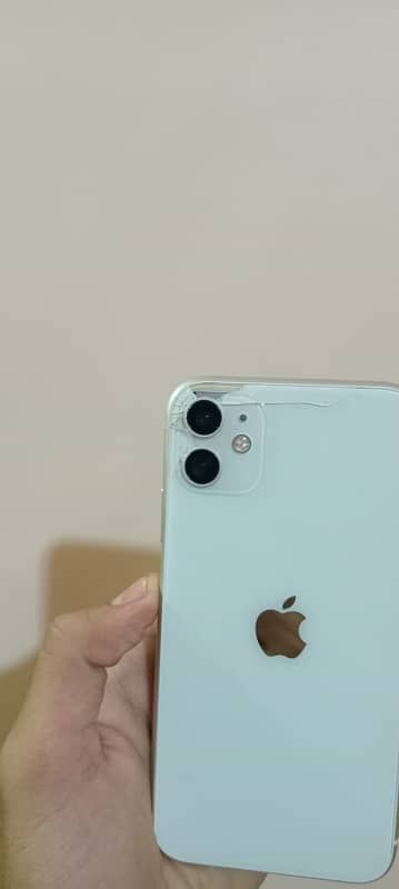 IPHONE 11 128 GB PTA APPROVED 1