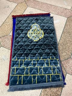 PREMIUM QUILTED PRAYER MATs