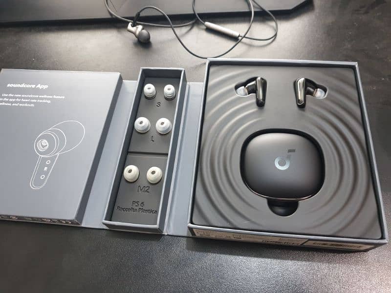 soundcore liberty 4 in mint condition 3
