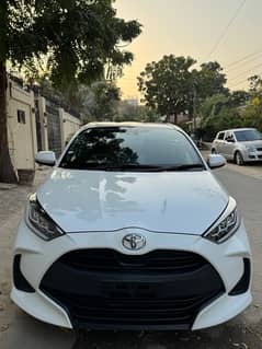 Toyota Yaris 2021 G led