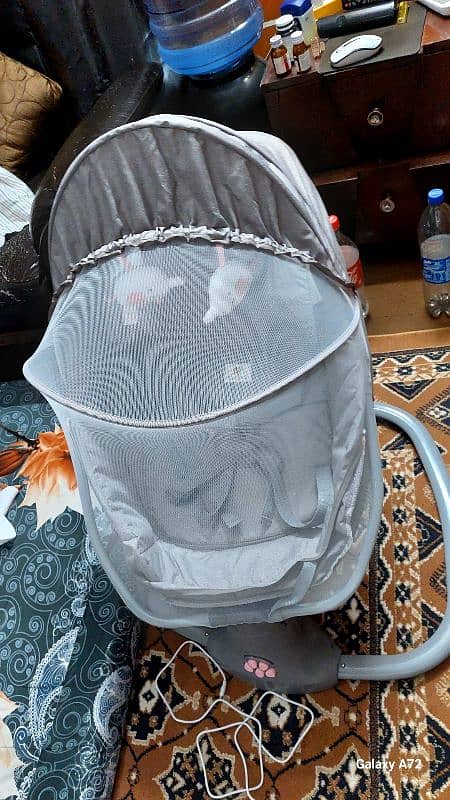 Urgent sell Automatic Baby swing Hayatabad Peshawar 3