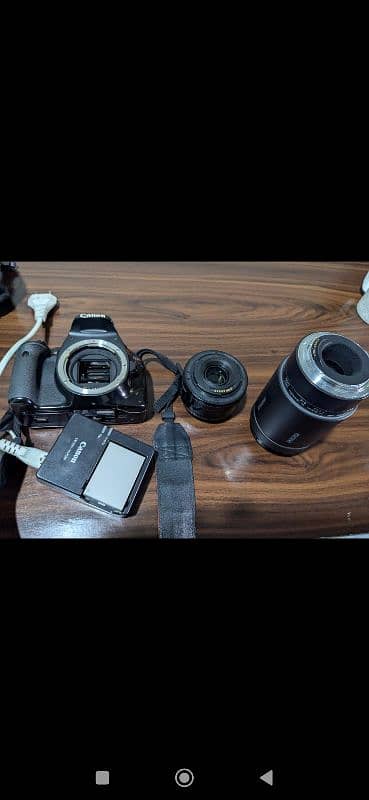 canon DSLR slightly used 2