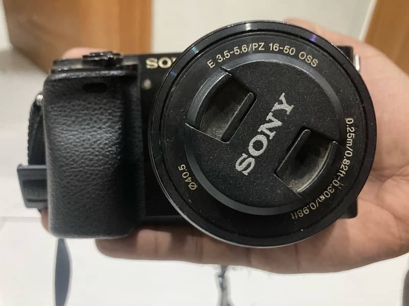 Sony A6000 exchange iPhone12/11promax10/9.5 with kit lens 16/50 urgent 1