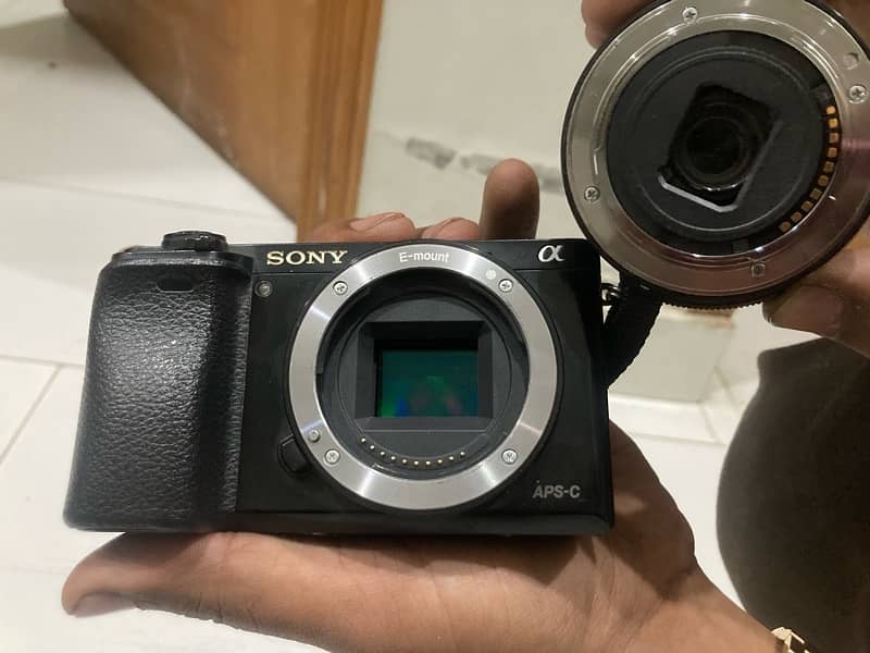 Sony A6000 exchange iPhone12/11promax10/9.5 with kit lens 16/50 urgent 7