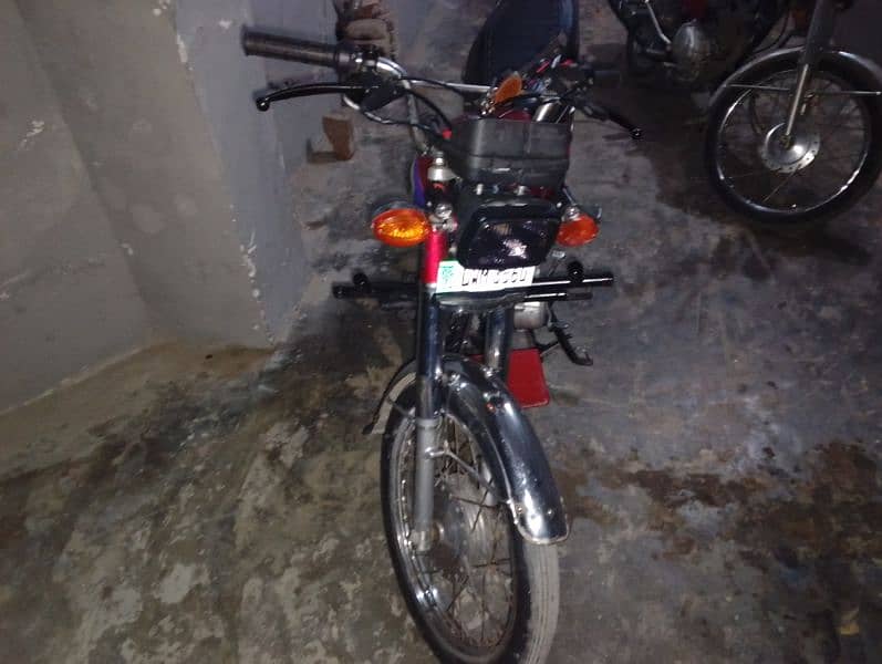 HONDA 125 FOR SALE jis ka rate acha laga us ko sell kardo ga 2