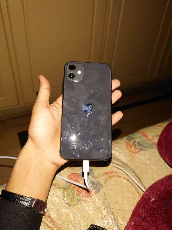 iphone 11 jv (100 health) 0