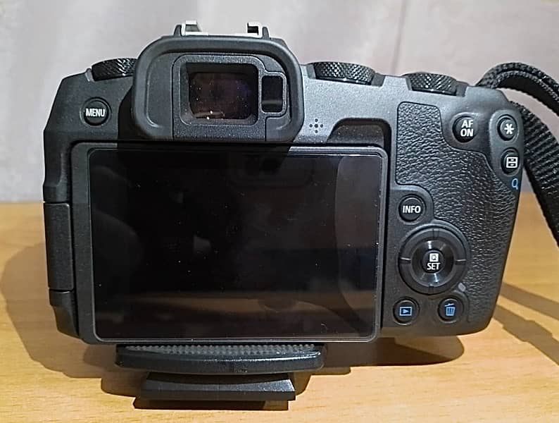 Canon eos rp camera for sale 1