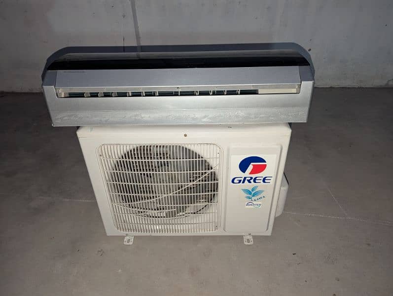 Gree 1 Ton DC Inverter AC / Free Installation & Gas leakage warranty 1