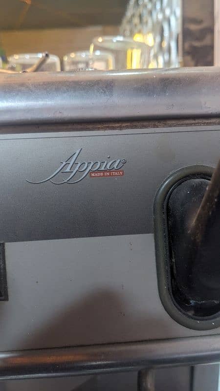 Appia nuova Coffee machine. see pics 4