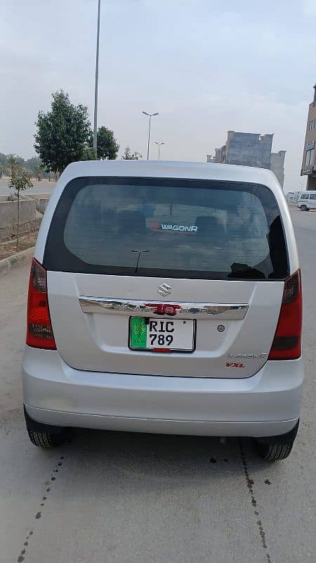 Suzuki Wagon R 2017 1