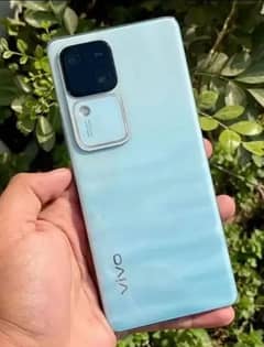 Vivo v 30 12 256 snapdragons 778