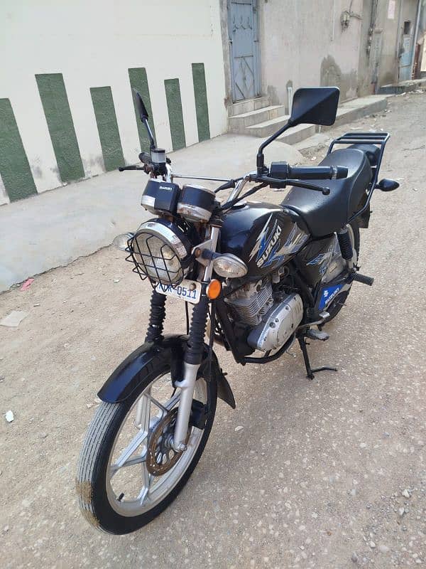 Suzuki GS SE 150 Model 2021 Karachi 0/3/4/6/2/2/0/4/6/0/3 3