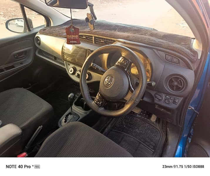 Toyota Vitz 2017 14