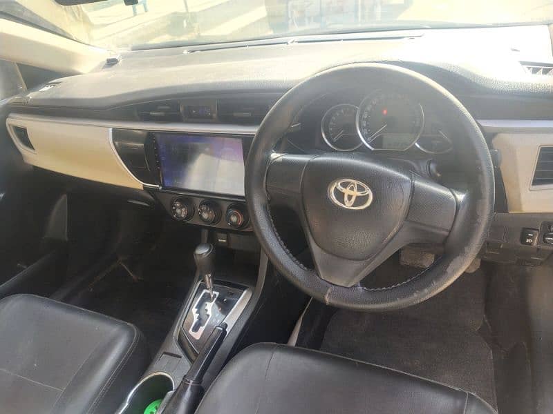 Toyota Corolla GLI 2014 Automatic 13