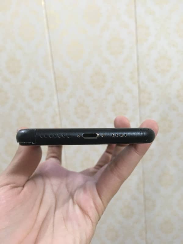 Iphone 11pro max non pta F/U 64gb panal battery change miner se back 5