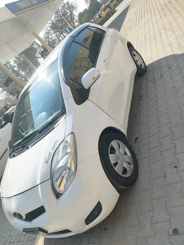 Toyota Vitz 2008 1