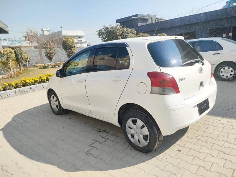 Toyota Vitz 2008 4