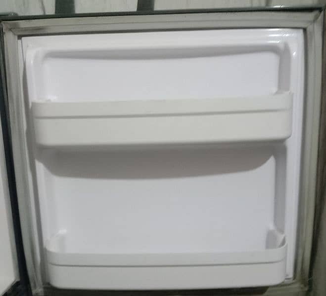 fridge waves  RS 37000 0