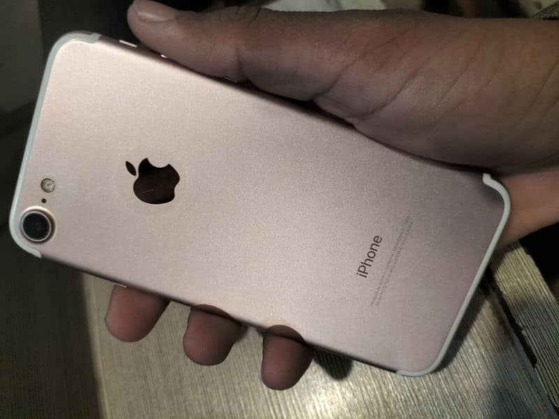 Iphone 7 Official pta 0