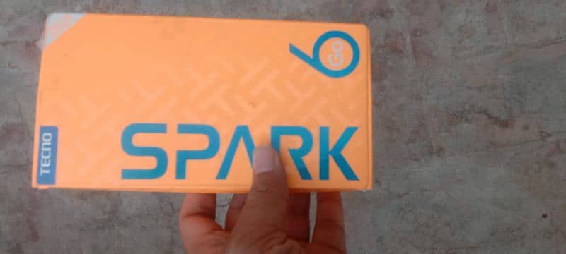 Tecno Spark 6 GO 4-64 3