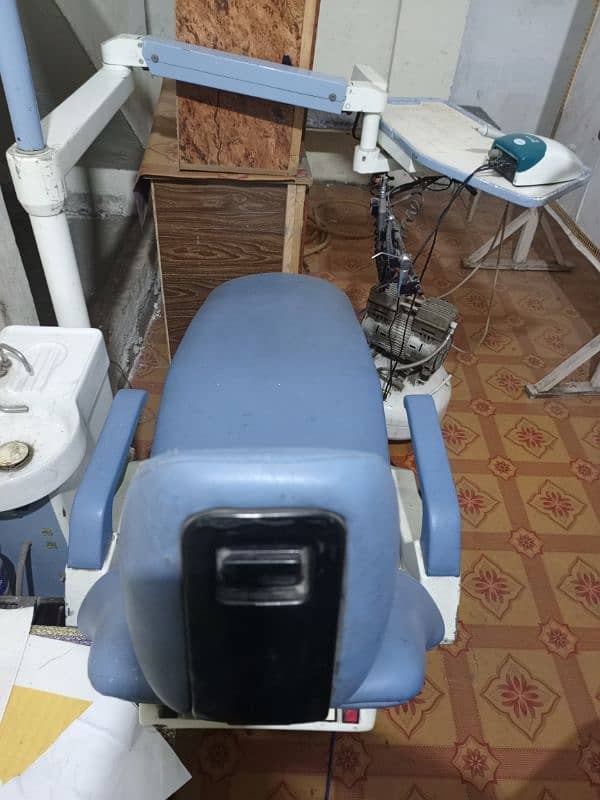 Dental unit and Compressor for sale 4