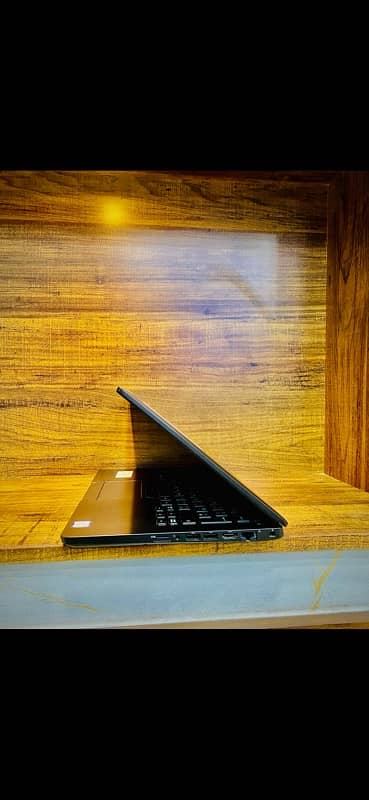 Dell Latitude 5400 (i5-8th) (8-256GB) 2