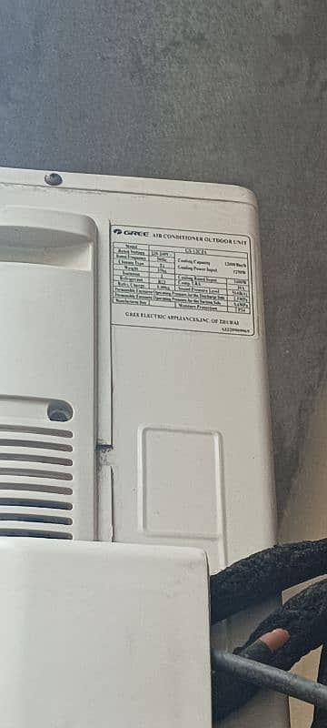 Gree split AC 1 ton in very good condition 5