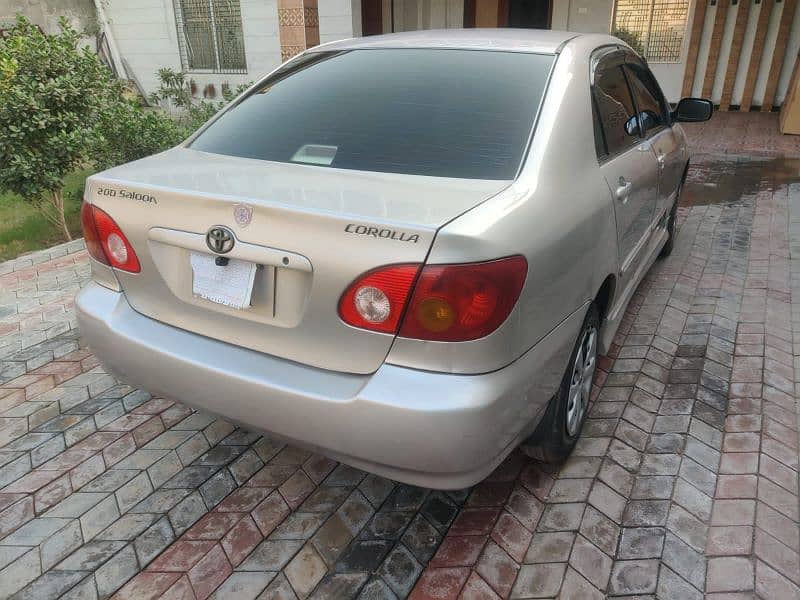 Toyota Corolla 2.0 D  Saloon 2003 5