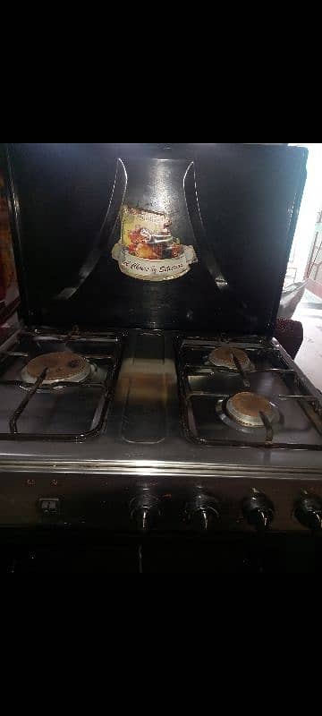 Corona cooking range 3 burner 4