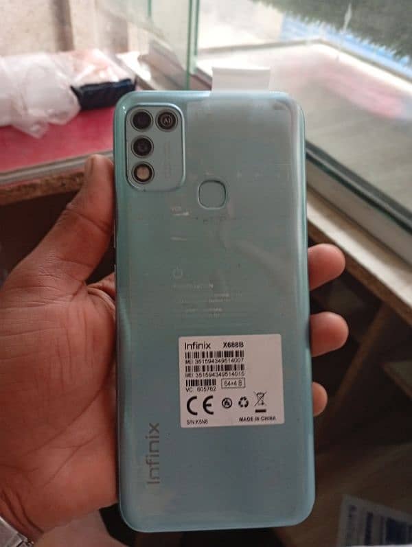 infinix hot 10 play 10/10 condition 2