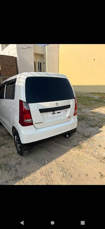 Suzuki Wagon R 2016 model Registration January 2017 1