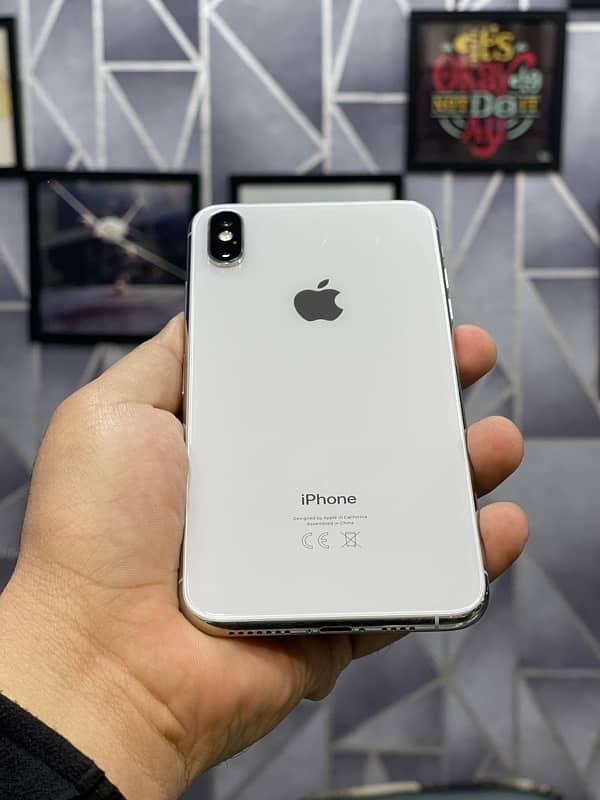 iphone Xsmax 256gb pta approved physical + esim 75% battery 2