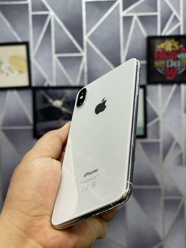 iphone Xsmax 256gb pta approved physical + esim 75% battery 4